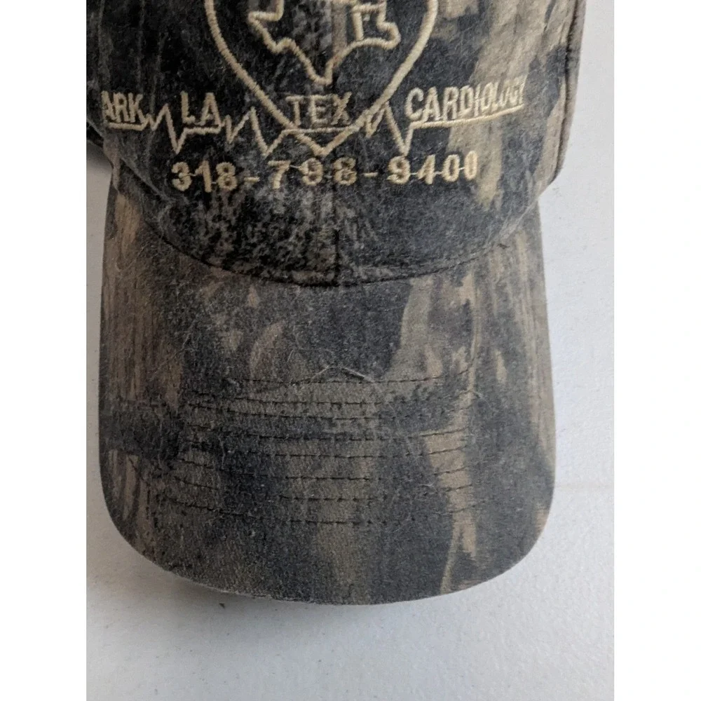 Vintage DAYSTONE Camo‎ Hat Ark-La-Tex Cardiology Snapback Cap 318-798-9400